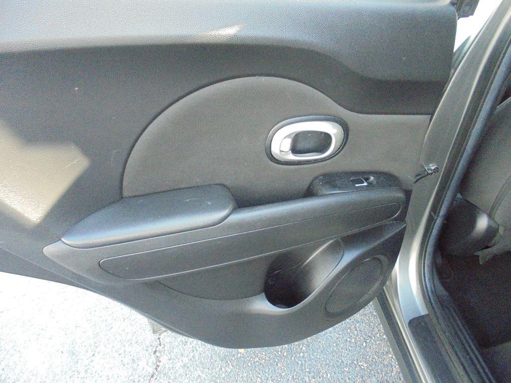 2017 Kia Soul Base - Photo 8