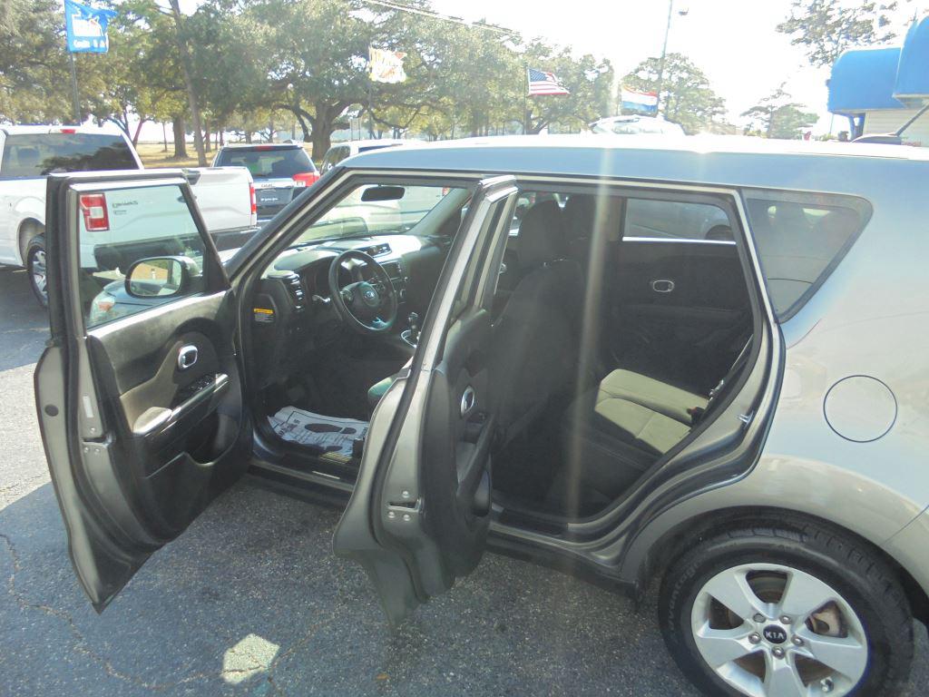 2017 Kia Soul Base - Photo 7