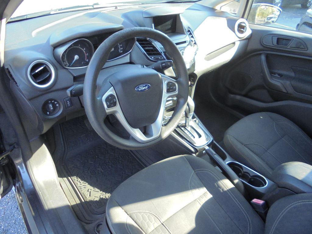 2019 Ford Fiesta SE - Photo 11