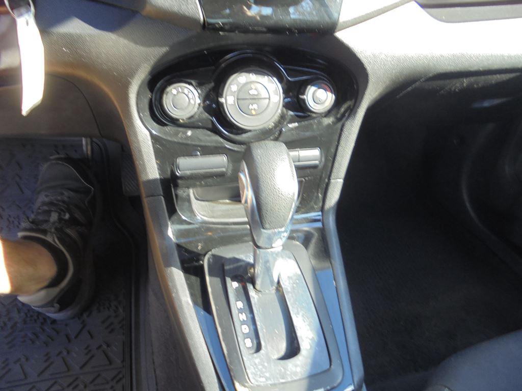 2019 Ford Fiesta SE - Photo 14