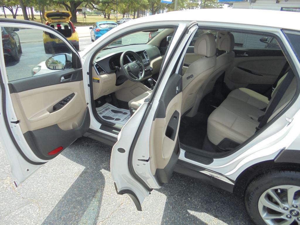 2017 Hyundai Tucson SE - Photo 7