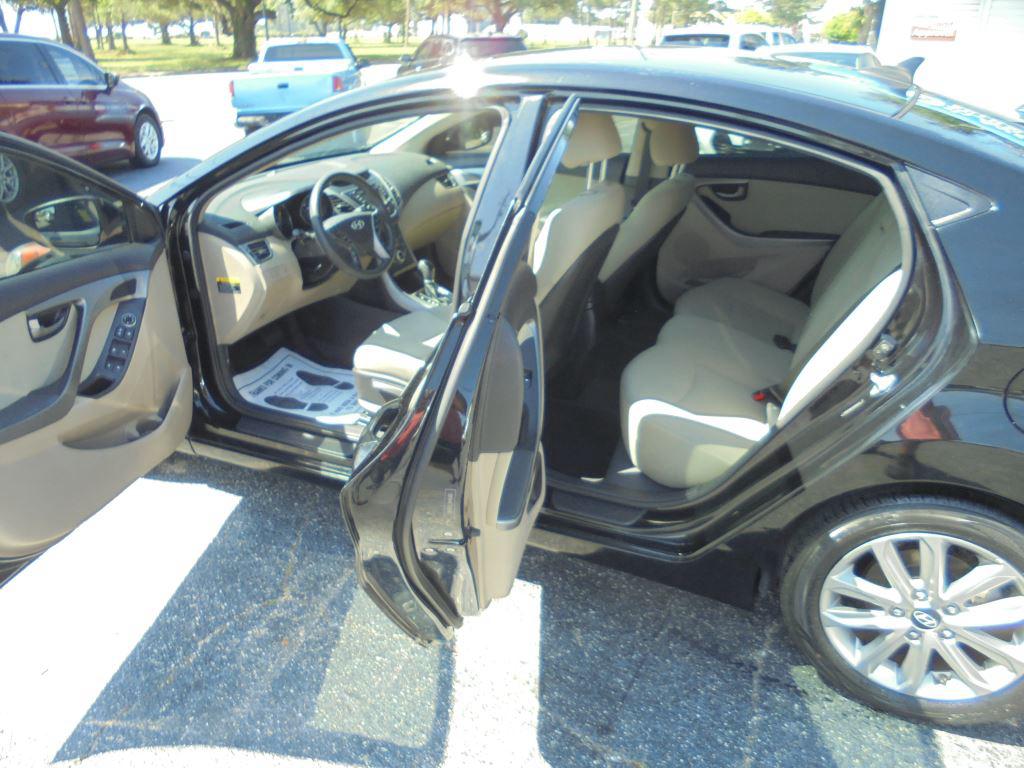 2016 Hyundai Elantra SE - Photo 7