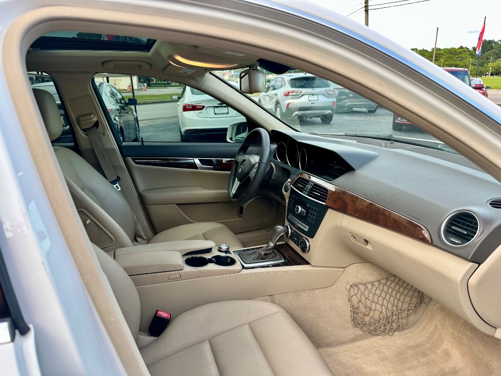 2014 Mercedes-Benz C-Class C250 Sport - Photo 18