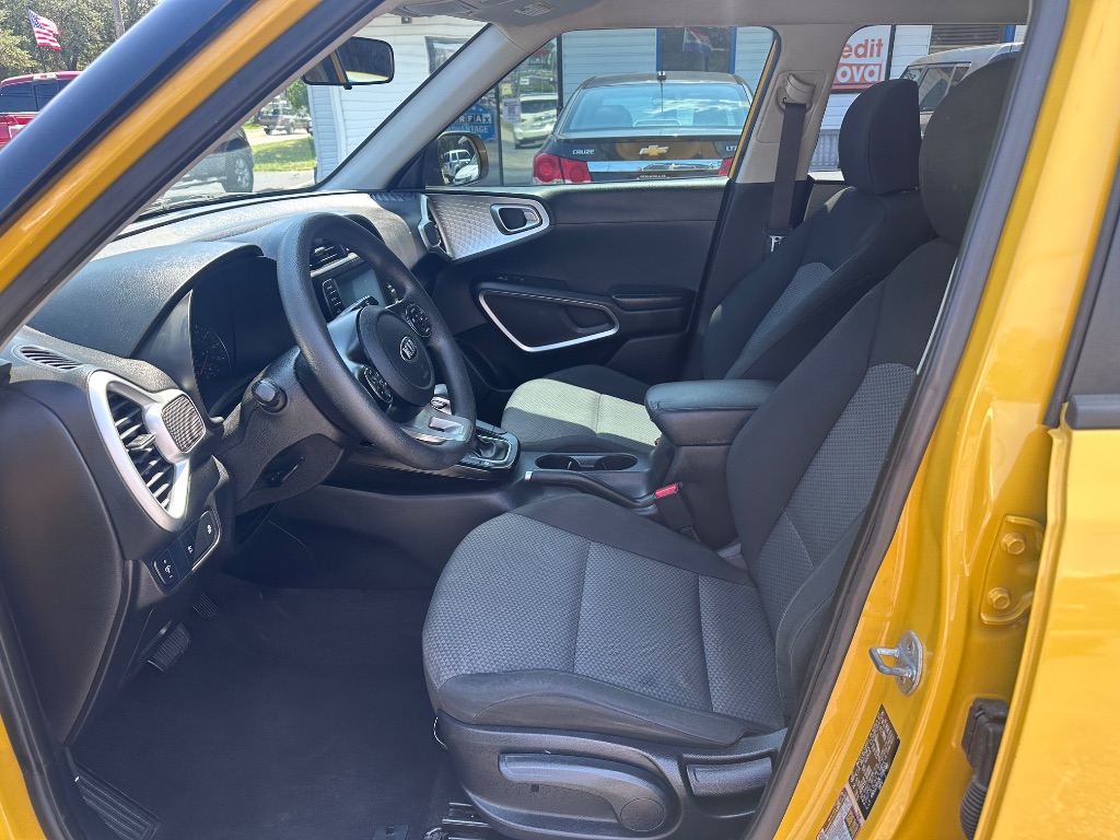 2020 Kia Soul LX - Photo 7